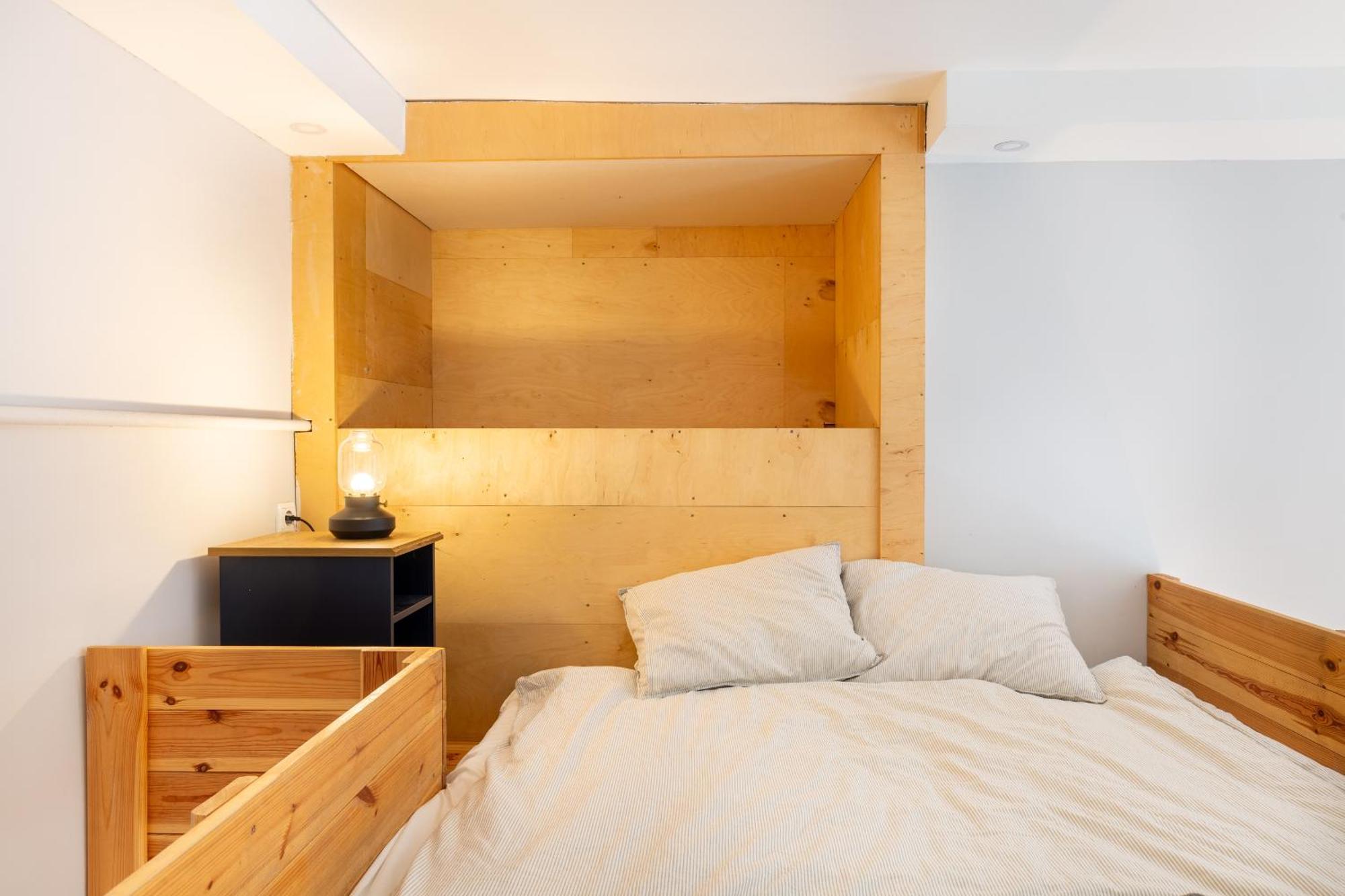 V26 Freedom Lodge Apartment — Photos 2