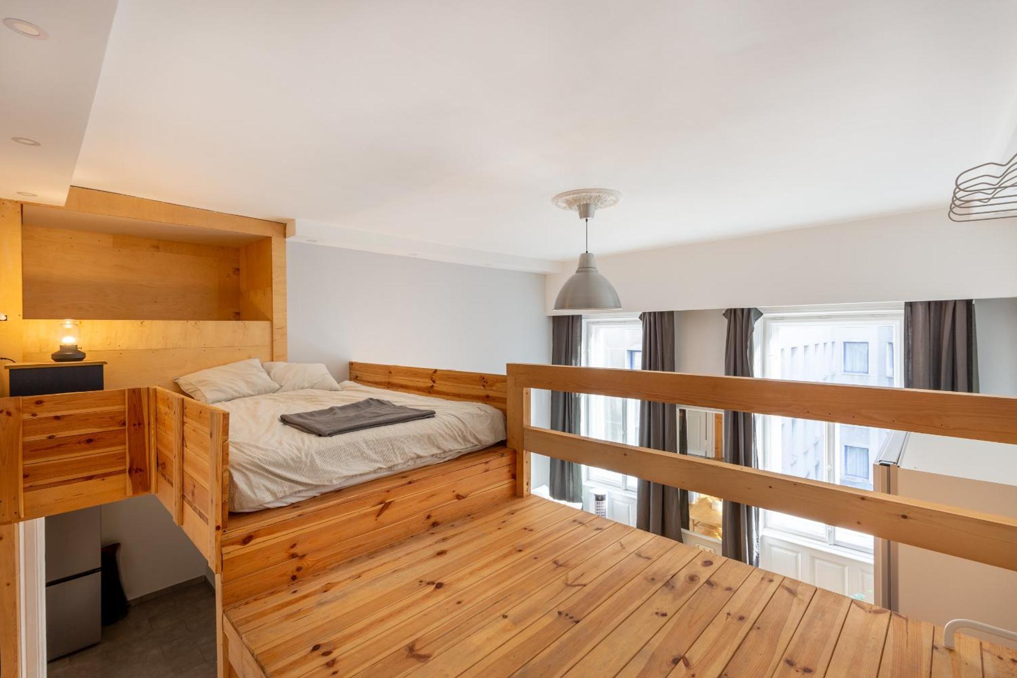 V26 Freedom Lodge Apartment — Photos 3